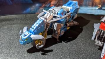 Autobot Vanguard DragonRider Custom Transformers OC (Transformers) Custom Action Figure [Vanguard alt mode]
