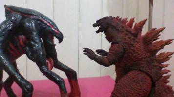 Female M.U.T.O. (Godzilla) Custom Statue / Bust