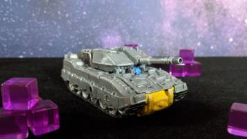 Guzzle - Transformers Wrecker Custom (Transformers) Custom Action Figure [Guzzle alt mode]