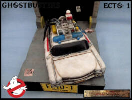 Ghostbusters Toony Ecto-1 (Ghostbusters) Custom Diorama / Playset