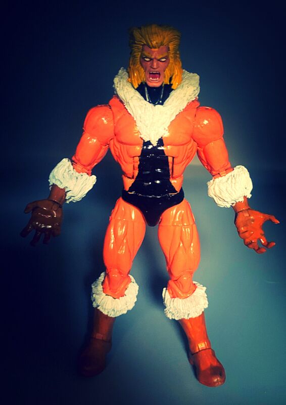 Sabretooth (Retro Toy Biz version) (Marvel Legends) Custom Action Figure