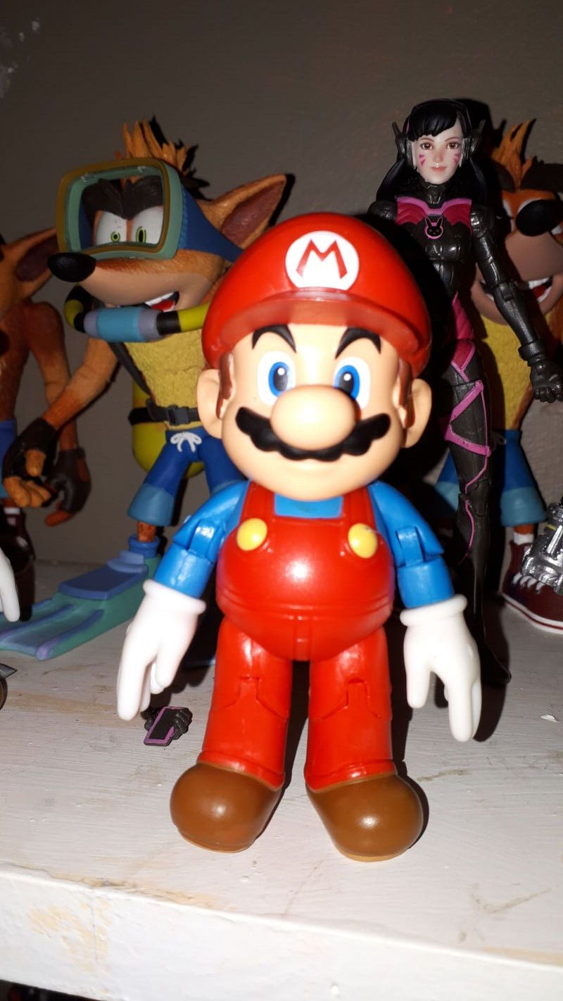 classic mario figure