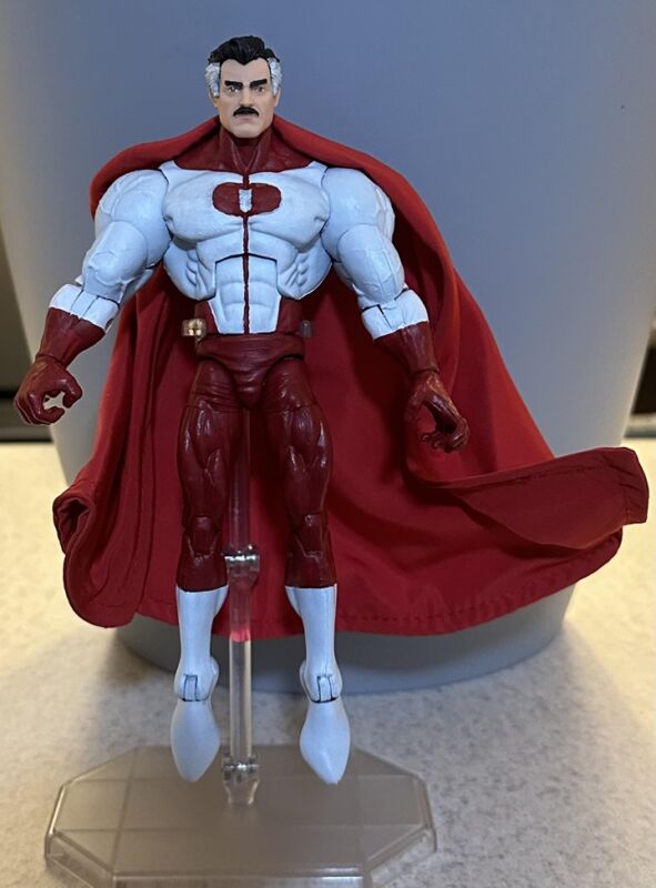 Omni-Man custom action figure : r/Invincible