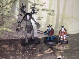 Tabletop Minis (Dungeons and Dragons) Custom Miniature / Figurine