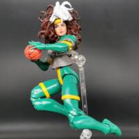 Rogue (X-Men #4 - Basketball) (Marvel Legends) Custom Action Figure