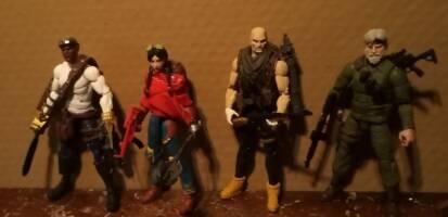 Left 4 Dead 1&2 team meet up the mission second leg's weaponization project (Left 4 Dead) Custom Action Figure