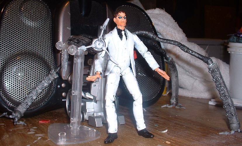 I just made a 90s White Suit Doctor Octopus custom using the head