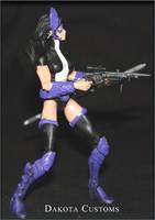 Huntress (DC Universe) Custom Action Figure
