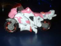 Arcee (Transformers) Custom Action Figure