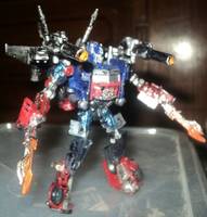 Optimus Prime Battle Damaged (Transformers - Movie) Custom Action Figure