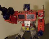 Battle Damage Optimus Prime (Transformers - Alternators) Custom Action Figure