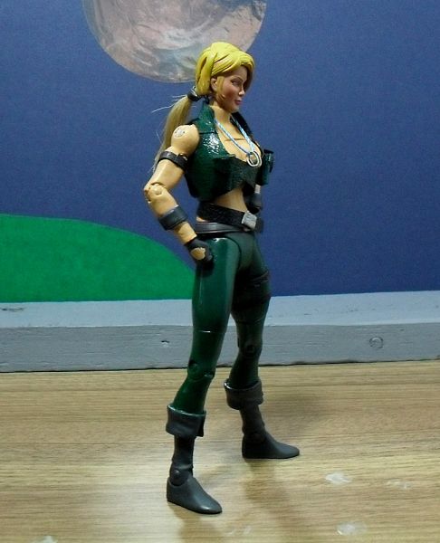 mortal kombat sonya figure