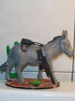 Duke Nukem Forever 2001 Donkey Buddy (Duke Nukem) Custom Diorama / Playset