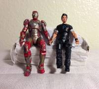 Rose Hill Team up Damaged Mark 42 and Beat up Stark (Iron Man) Custom Action Figure