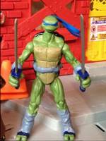 Leonardo (Teenage Mutant Ninja Turtles) Custom Action Figure