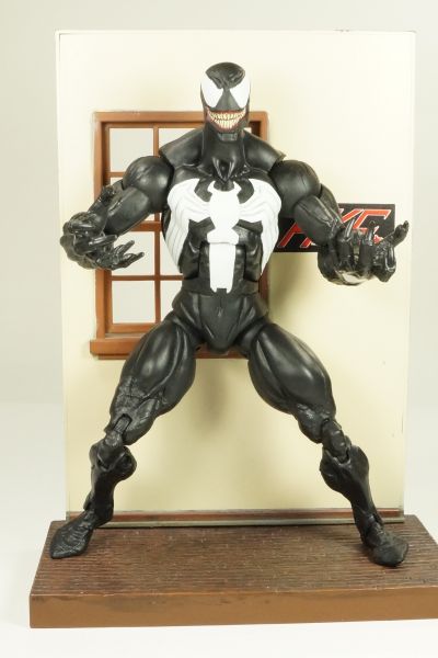Mcfarlane hot sale venom figure