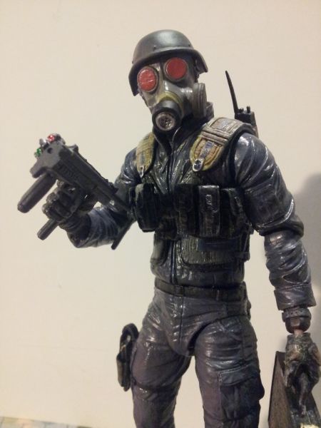 hunk figure resident evil