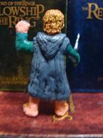 Halfling in Green Coat(Figurine) (Lord of the Rings) Custom Miniature / Figurine