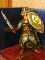 Shield Maiden (Figurine) (Lord of the Rings) Custom Miniature / Figurine