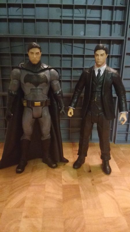 Bruce Wayne - Batman v Superman (Movie Masters) Custom Action Figure