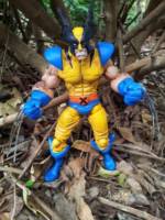 Sam Keith Style Wolverine Yellow Costume (Marvel Legends) Custom Action Figure
