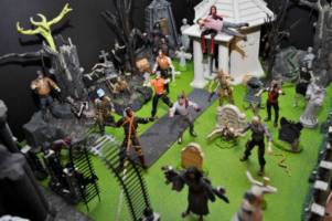 Blade and the Nightstalkers (Marvel Universe) Custom Diorama / Playset