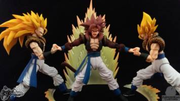 gogeta ssj4 sh figuarts