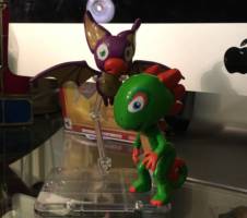Yooka-laylee custom action figures (Misc) Custom Action Figure