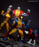 Wolverine (Yellow - Jim Lee) (Marvel Legends) Custom Action Figure