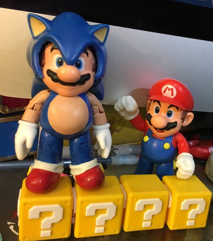 Custom / Edited - Sonic the Hedgehog Customs - Sonic (Super Mario