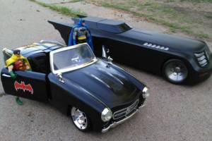 Classic Batmobile 1:12 Scale (DC Universe) Custom Vehicle [Scale comparison]