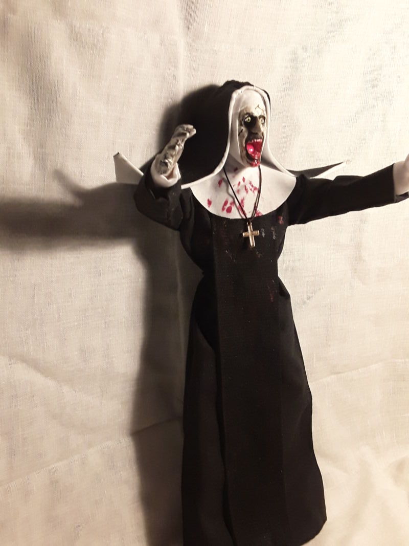 action figure valak