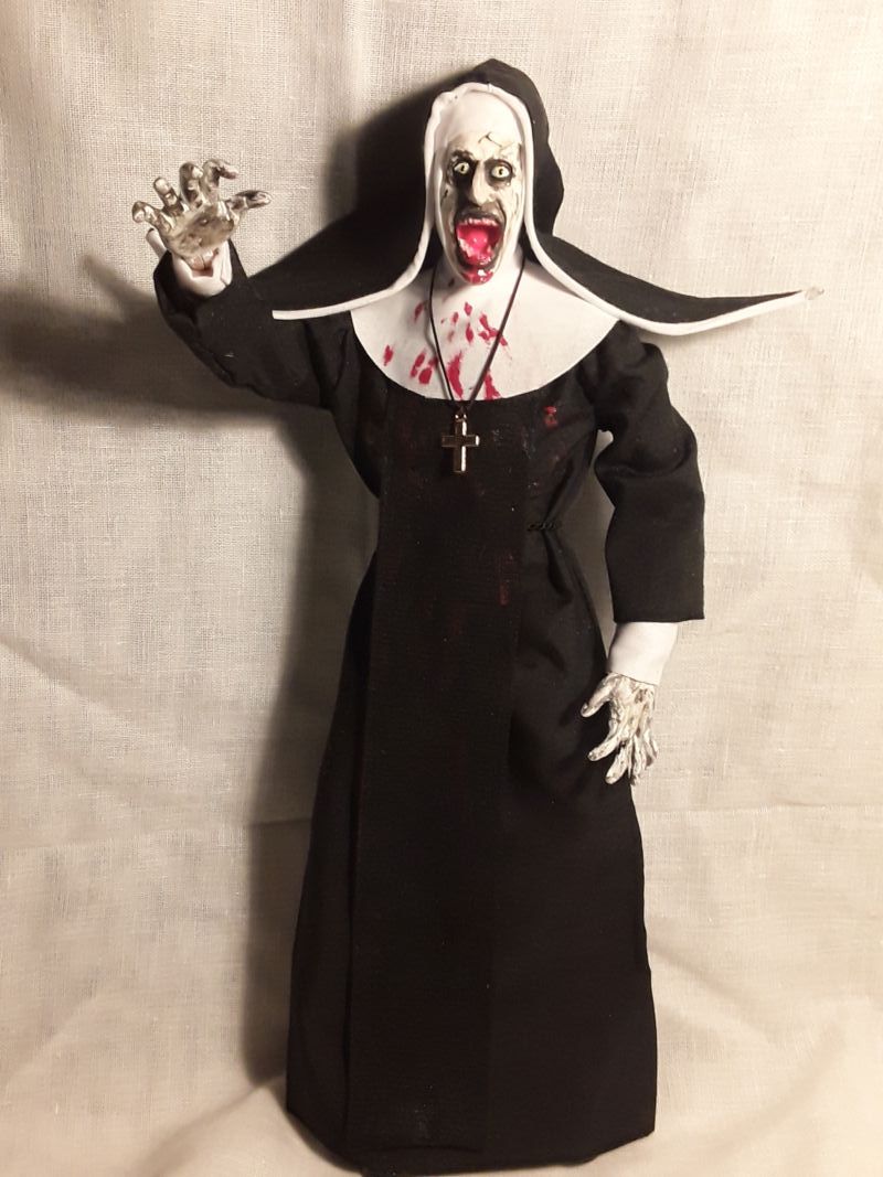 action figure valak