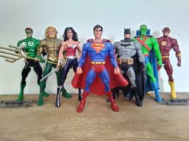 Justice league (DC Universe) Custom Action Figure