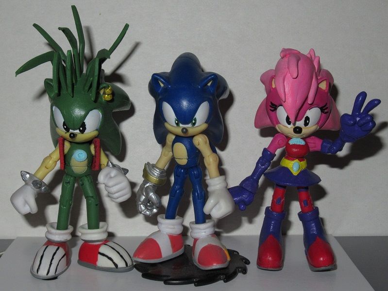 sonic manic plush