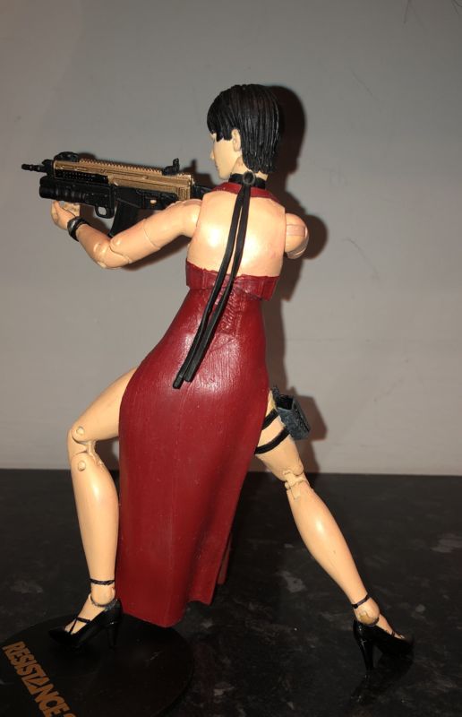 ada wong resident evil figure