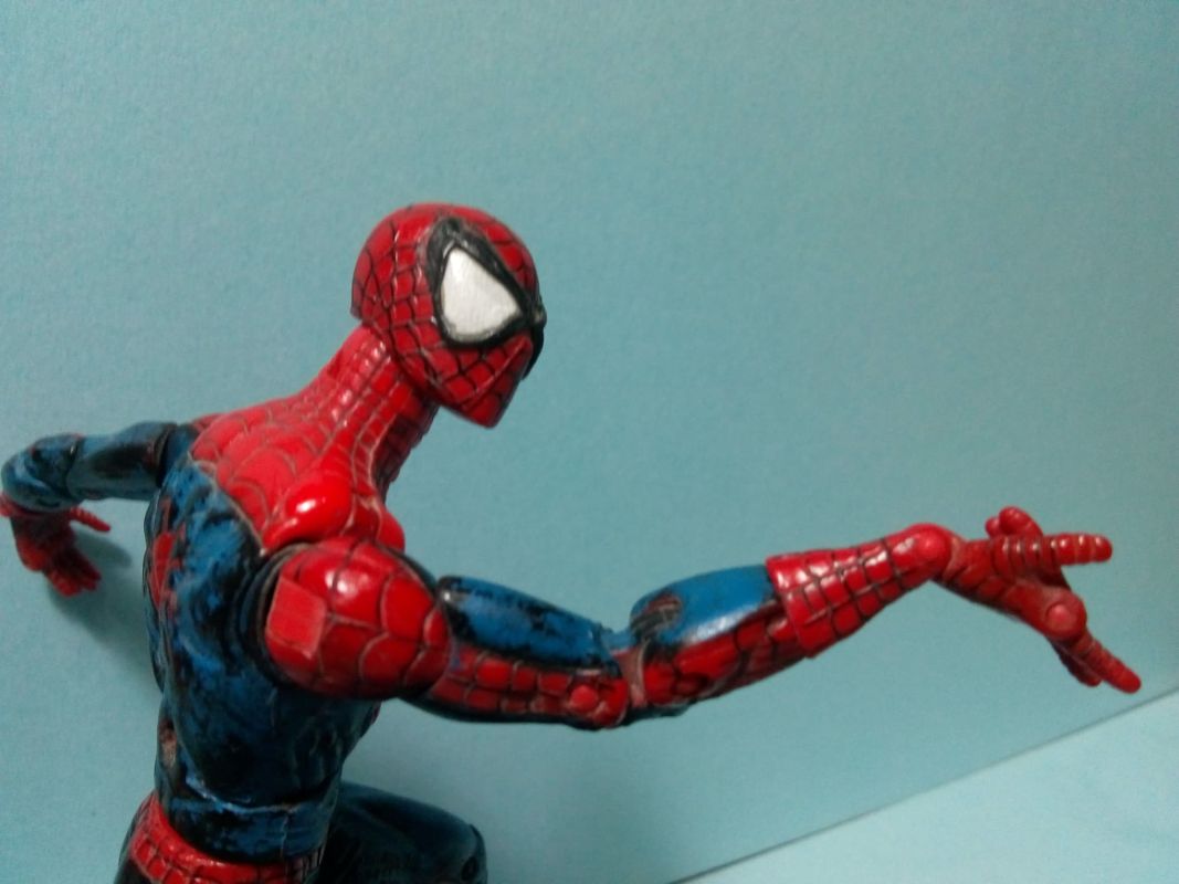 mcfarlane spider man statue