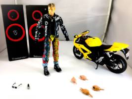 Vanilla Ice as “Johnny VanOwen” in the motion picture “Cool As Ice” (Marvel Legends) Custom Action Figure